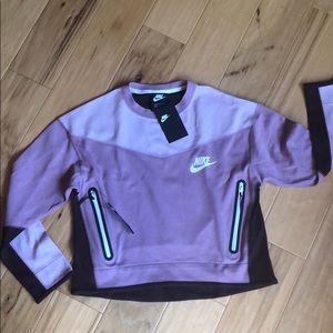 Nike pullover